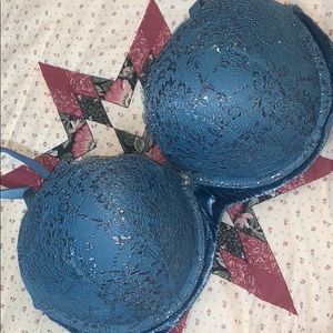 Blue silver lace Victoria’s Secret push up 34DD